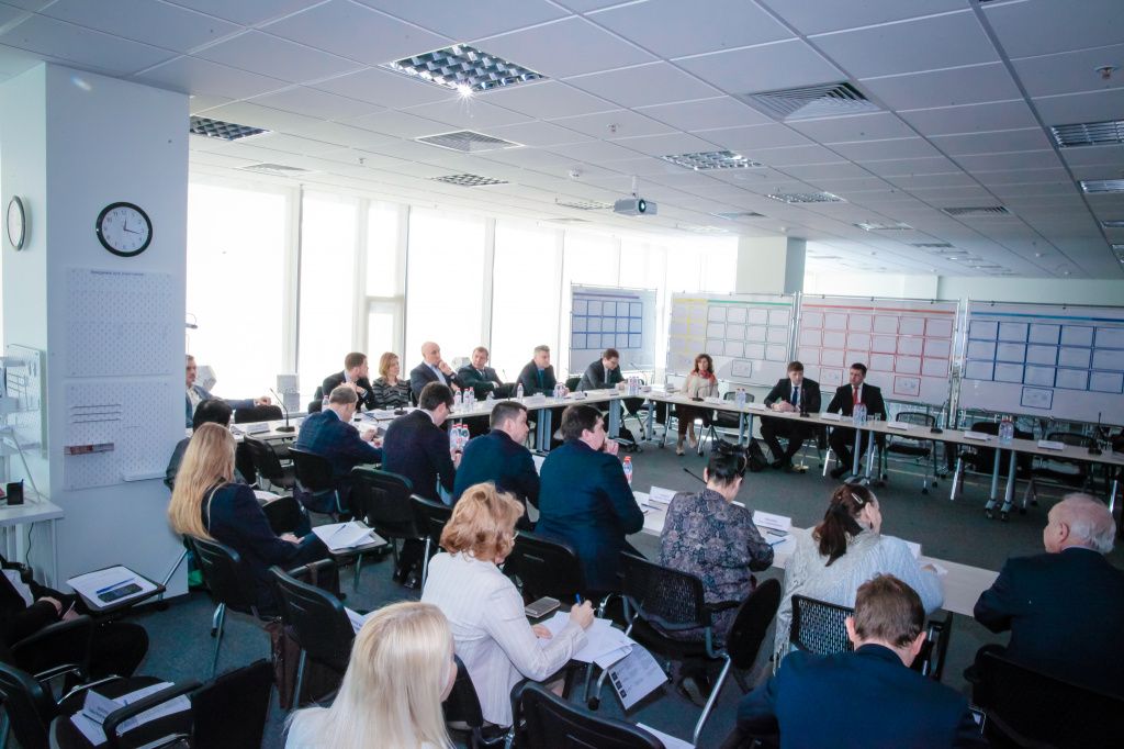 Заседание экспертного совет при комитете ГД по повышению производительности труда в московском центре «Кайдзен»