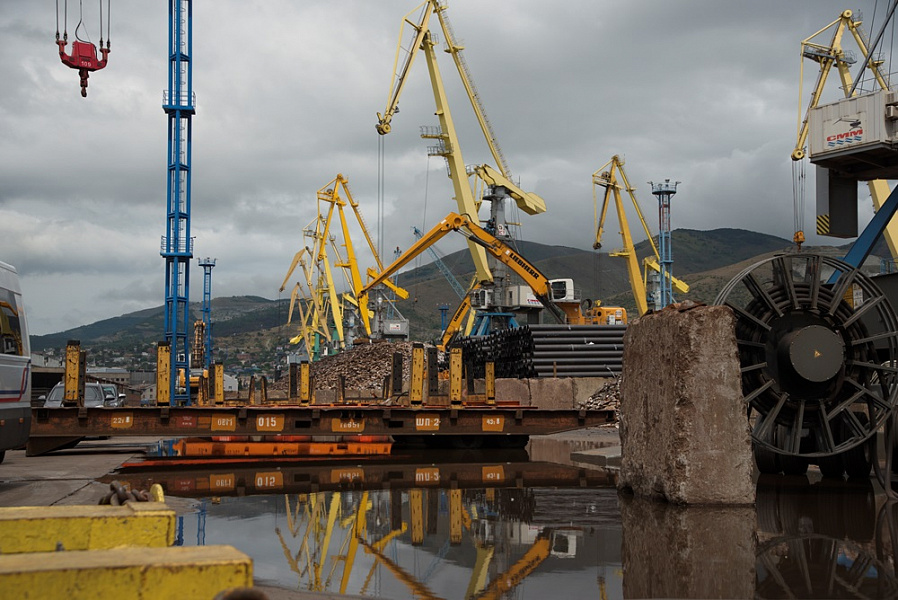 Новороссийский морской торговый порт увеличил интенсивность перевалки черных металлов с помощью нацпроекта