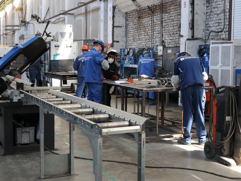 Как на предприятиях Челябинска повышают производительность труда с экспертами ФЦК