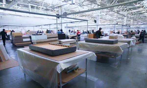 Ульяновской производитель мебели планирует выпускать один угловой диван в минуту с помощью бережливых технологий