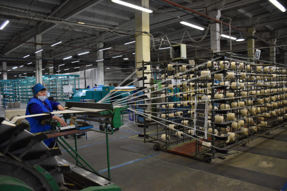 Воронежская текстильная фабрика увеличила выработку в 1,6 раза благодаря бережливым технологиям