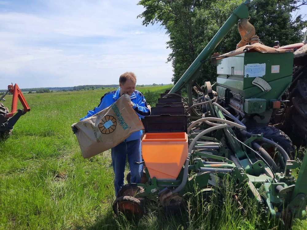 Воронежское аграрное предприятие повысило скорость упаковки семян с помощью нацпроекта