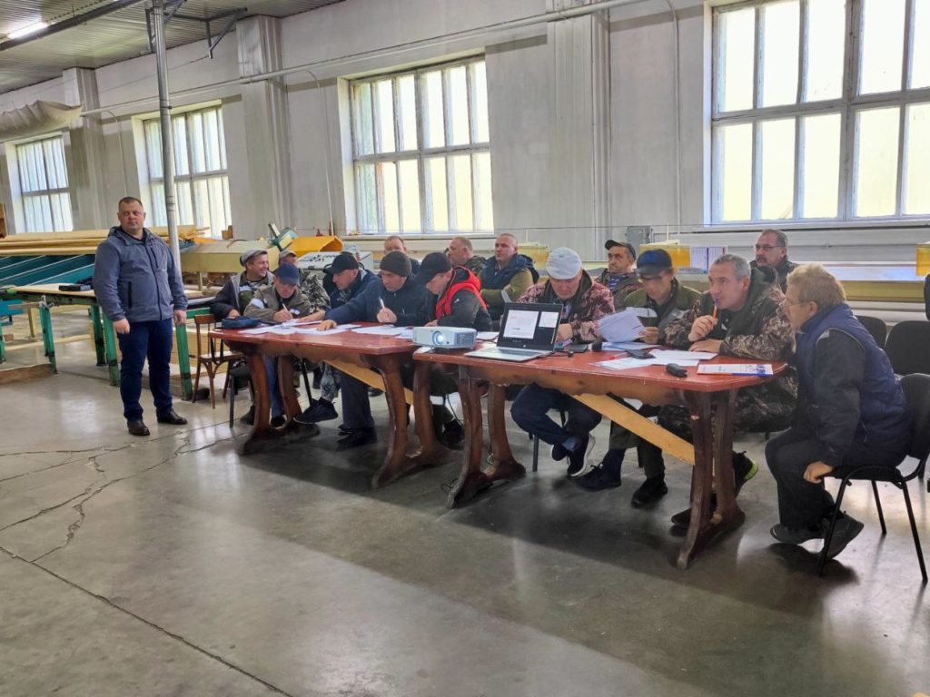 Представители алтайского лесодеревообрабатывающего предприятия отметили объем новой информации в обучениях по нацпроекту "Производительность труда"