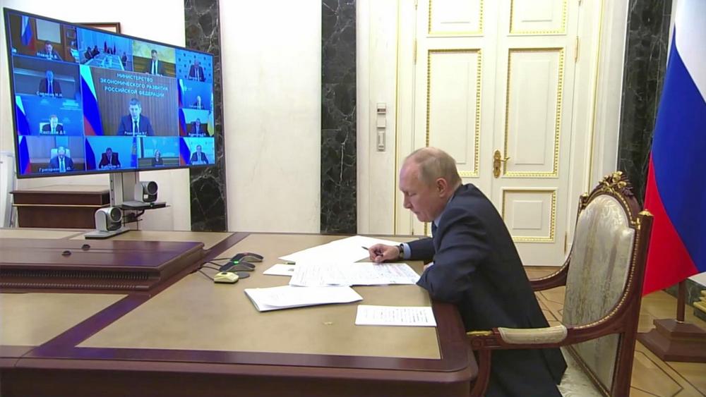 Максим Решетников и Николай Соломон доложили Президенту о реализации производительного нацпроекта