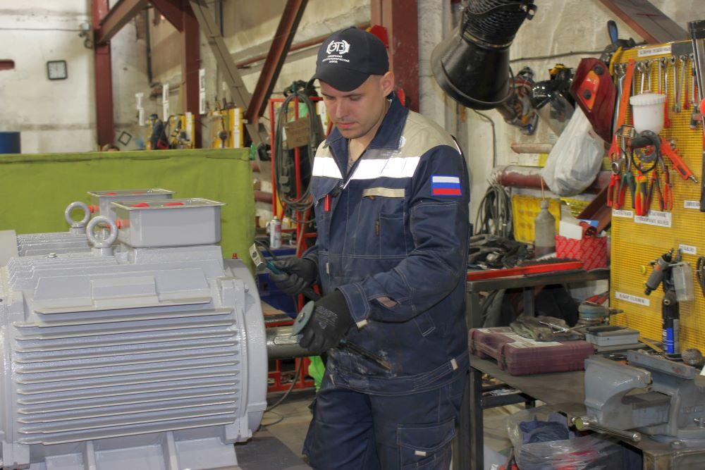 Сибирский экспортер электродвигателей увеличил эффективность производства с помощью нацпроекта